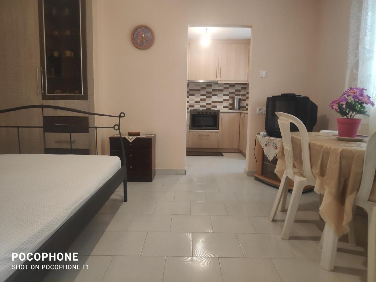 Κεντρικό, Άνετο Και Ζεστό Διαμέρισμα Kamena Vourla Eksteriør billede